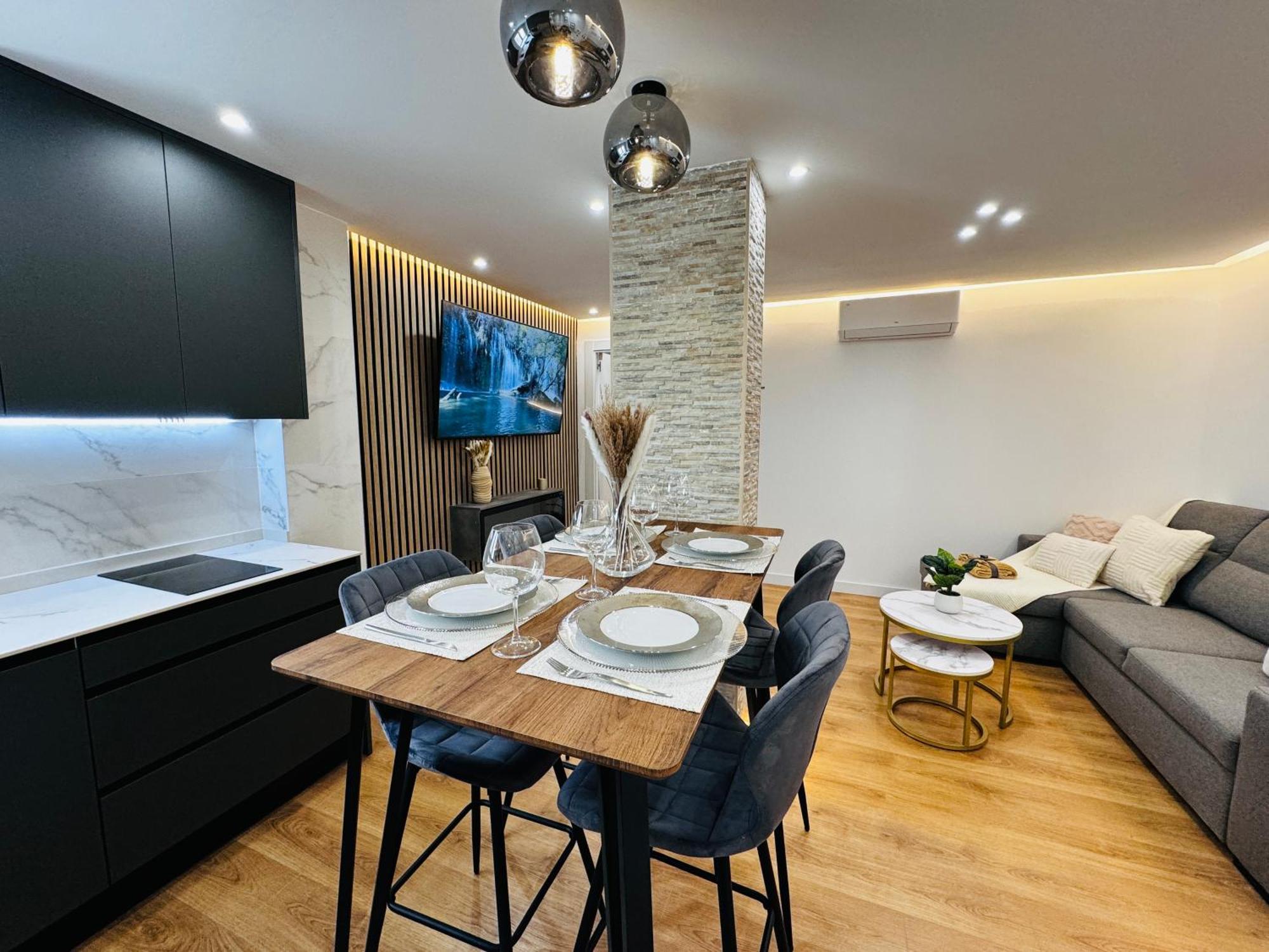 La Plaza Del Pilar Apartment Сарагоса Екстериор снимка